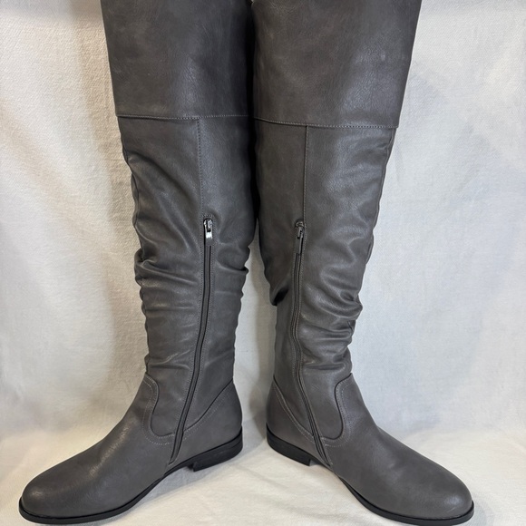 Savaii Gray Knee High Low Heel Riding Boots Women’s Size 10 - Picture 8 of 16